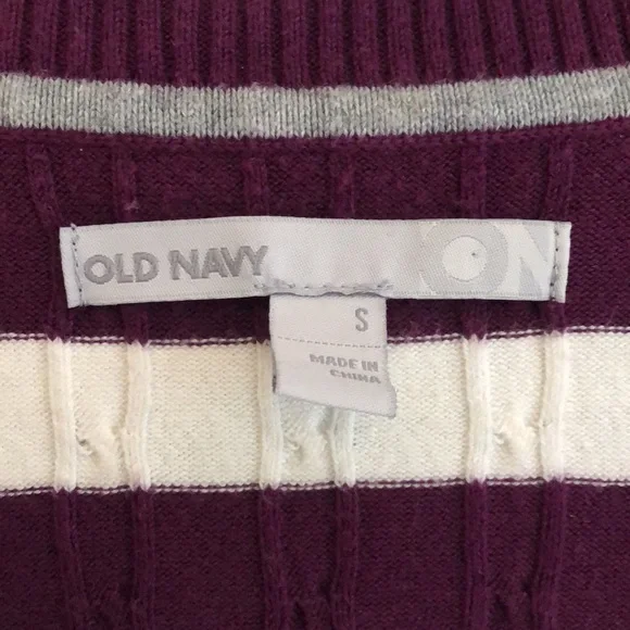 Women’s Old Navy V-Neck Striped Sweater Size Small - Picture 3 of 8